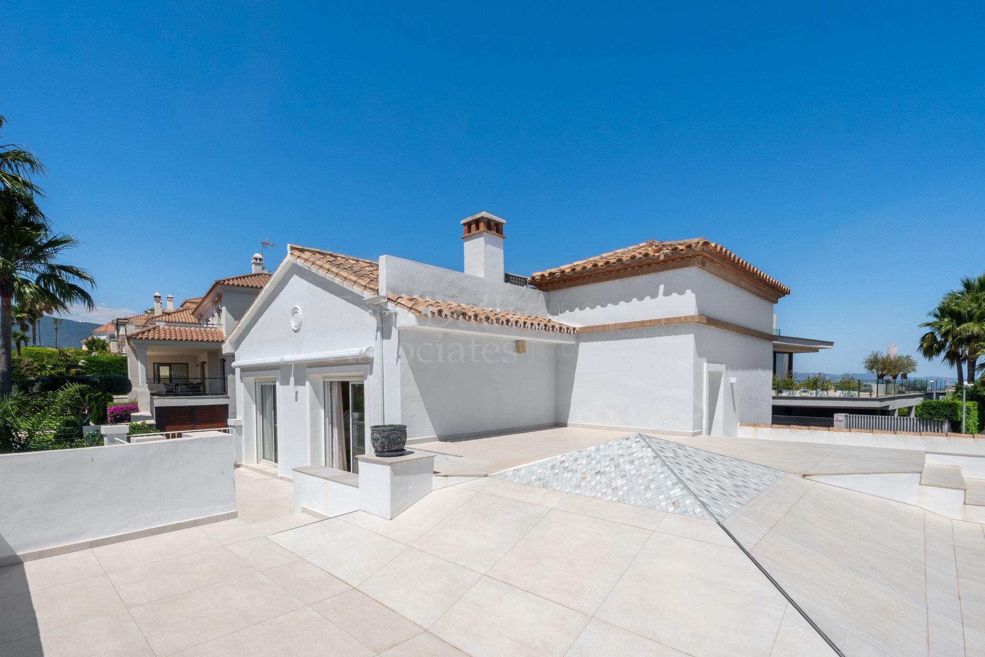 Villa in La Alqueria, Benahavis