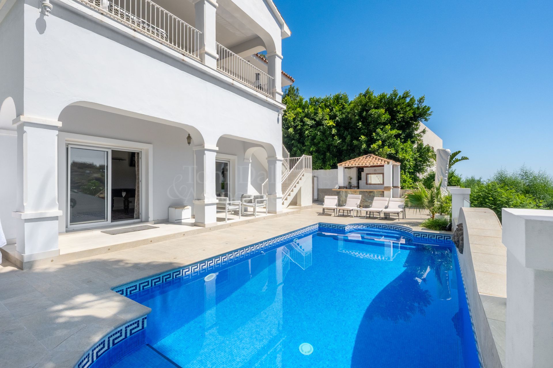 Villa in La Alqueria, Benahavis