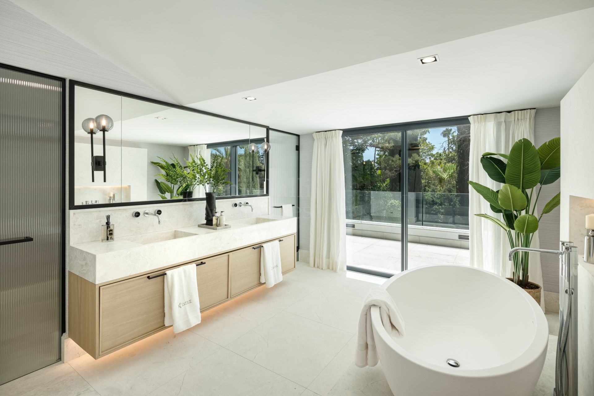 Villa in Las Brisas, Marbella