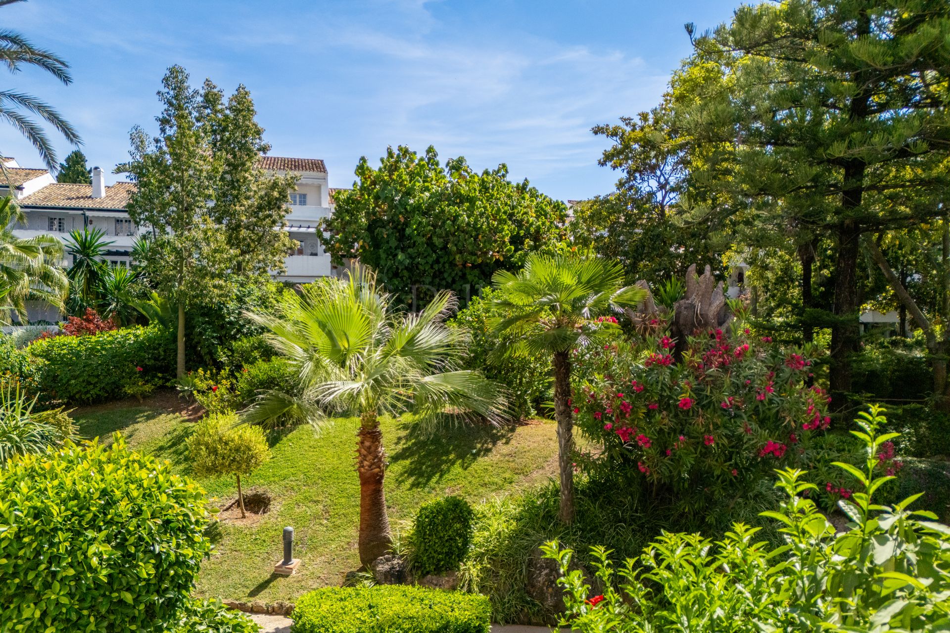 Ground Floor Apartment in Puente Romano II, Marbella