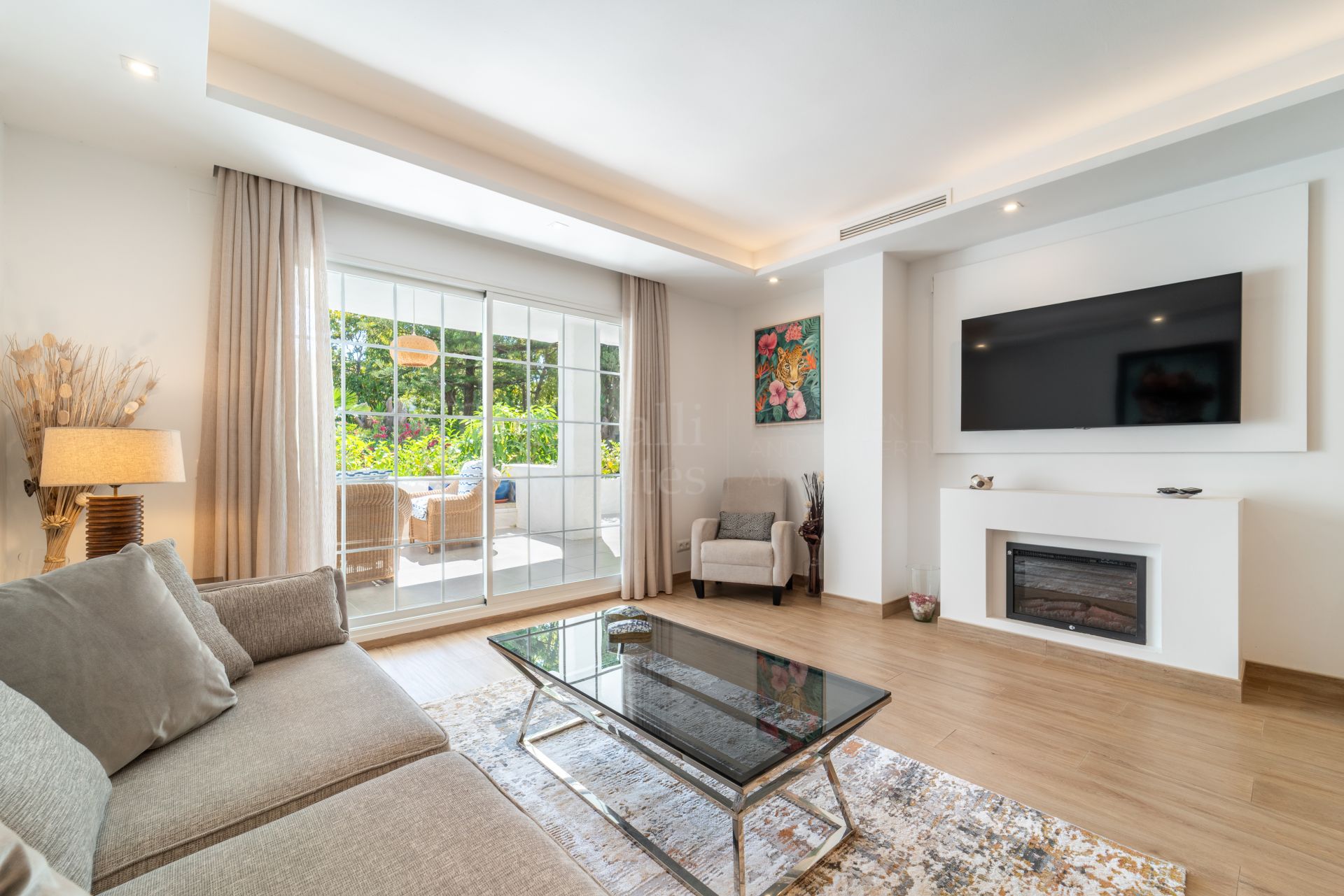 Ground Floor Apartment in Puente Romano II, Marbella
