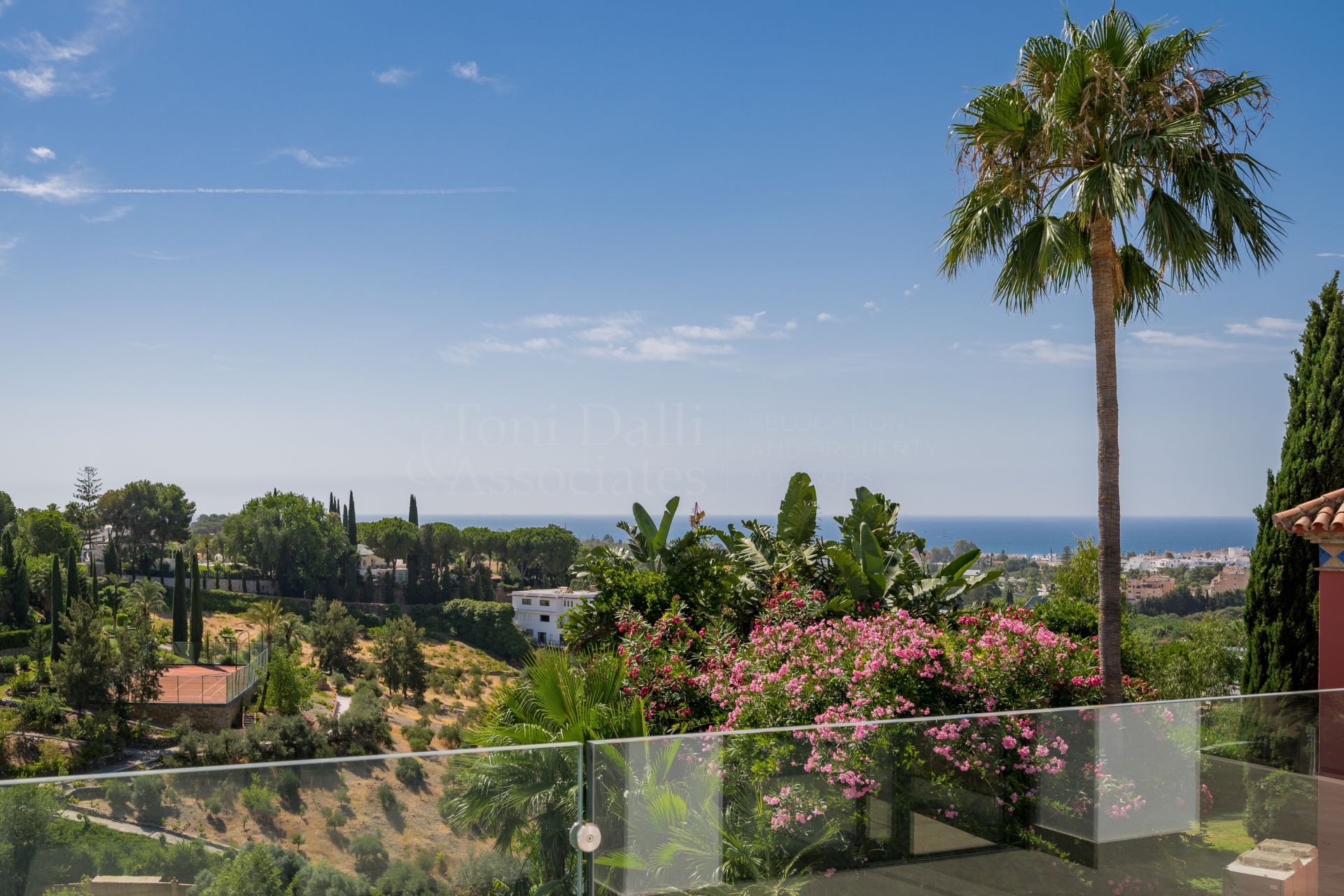 Villa in Los Flamingos, Benahavis