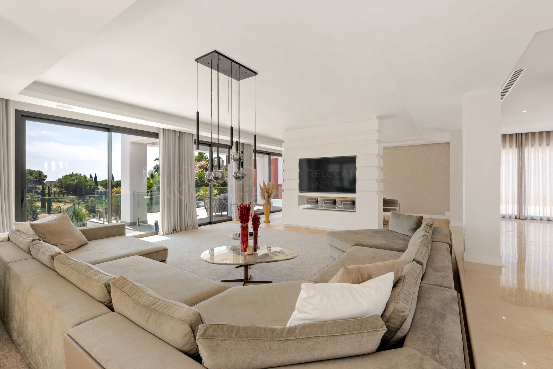 Villa in Los Flamingos, Benahavis