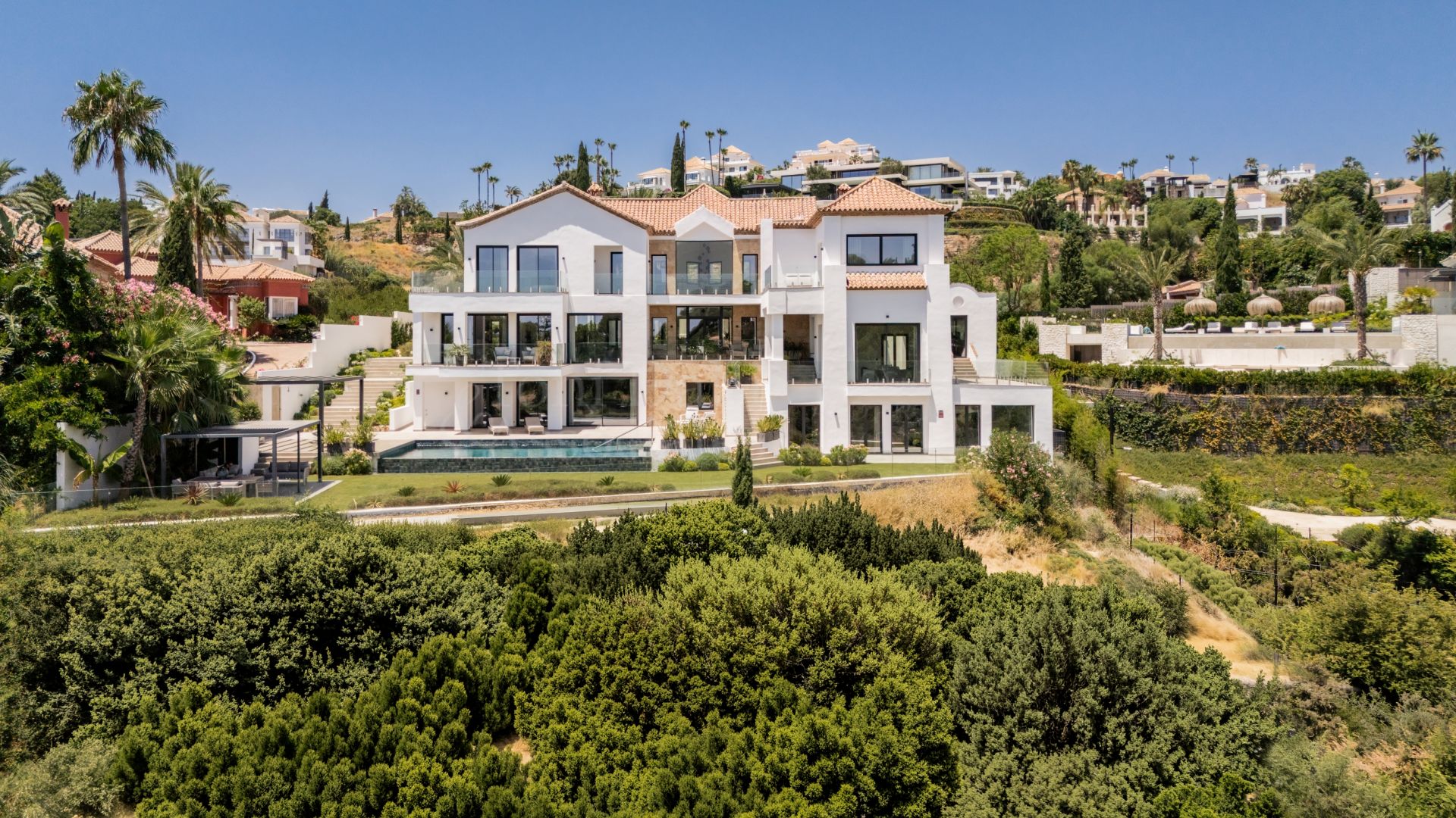 Villa in Los Flamingos, Benahavis