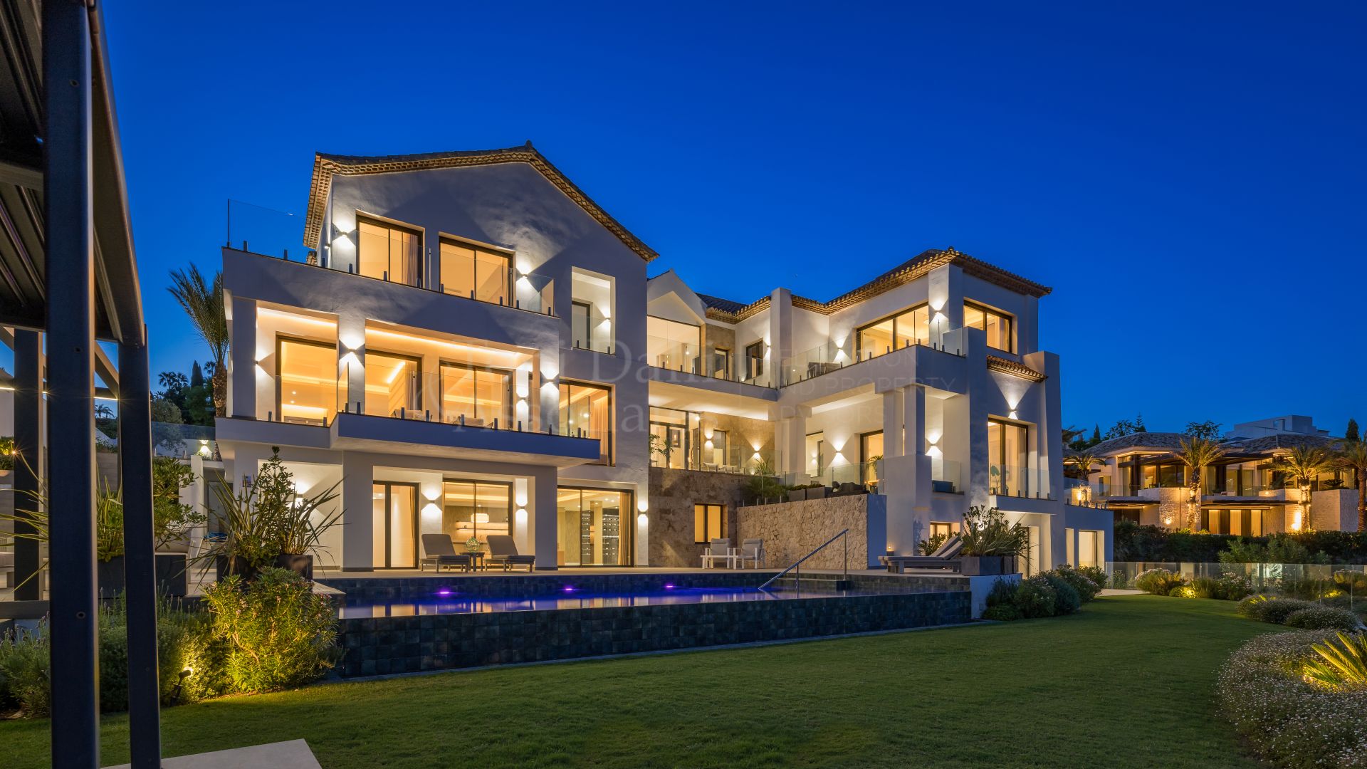Villa in Los Flamingos, Benahavis