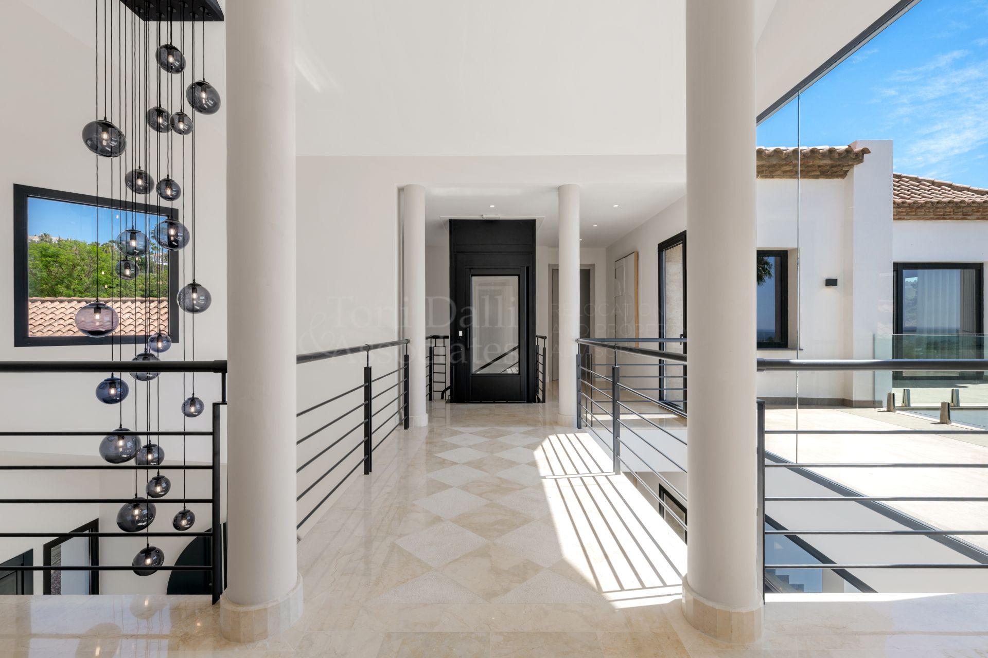Villa in Los Flamingos, Benahavis