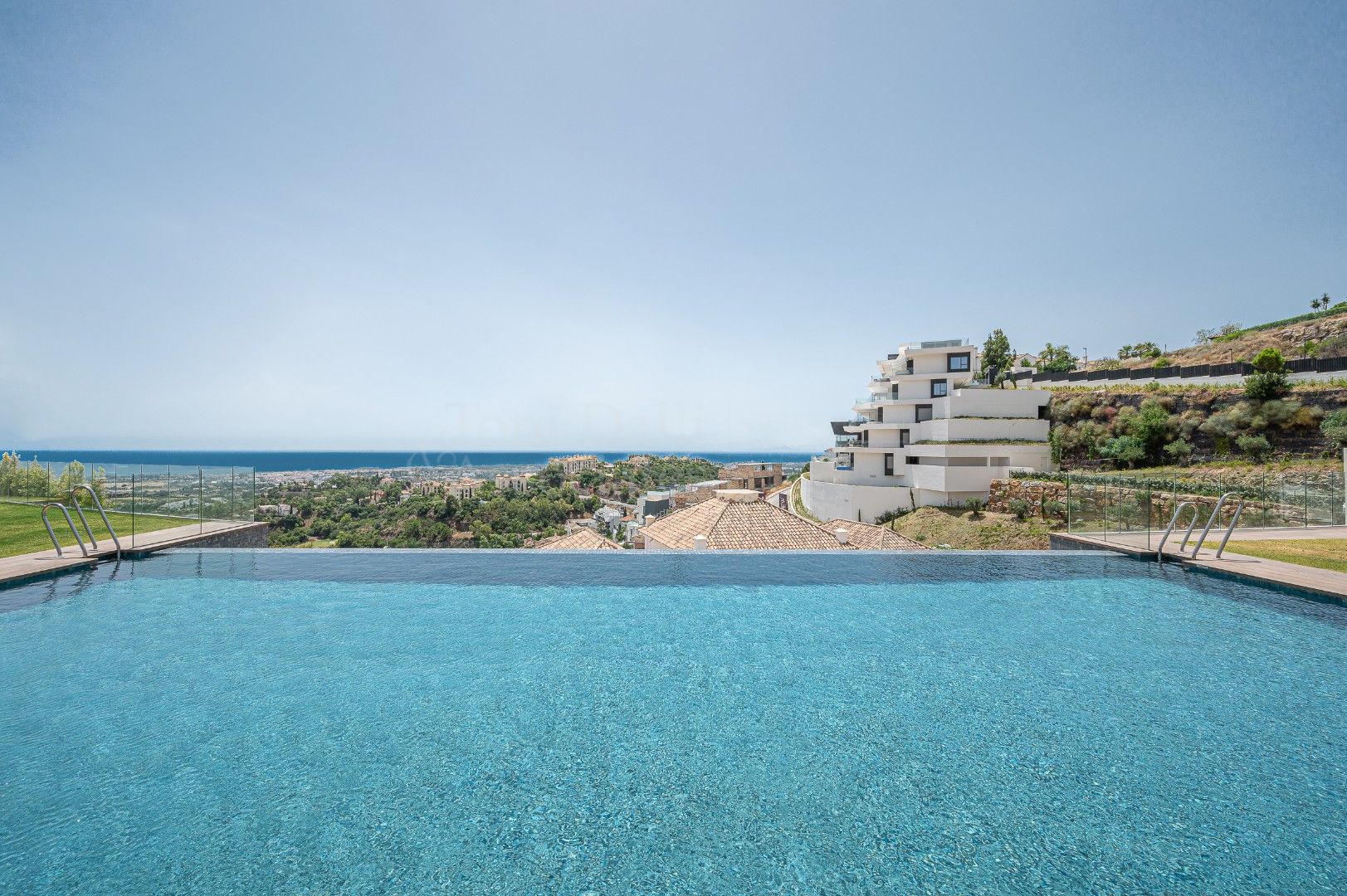 Apartment in Byu Hills, Benahavis