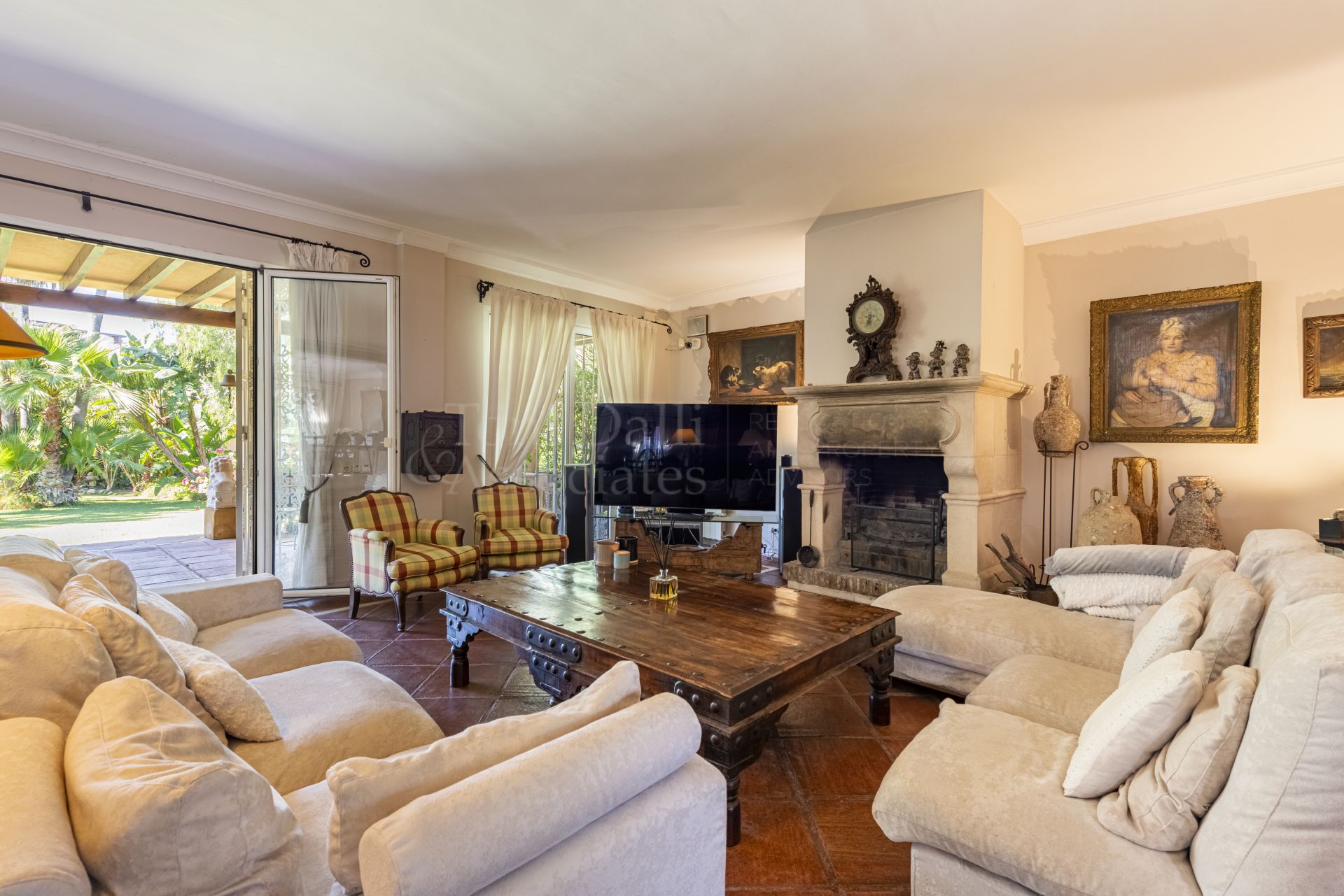 Villa in Atalaya de Rio Verde, Marbella