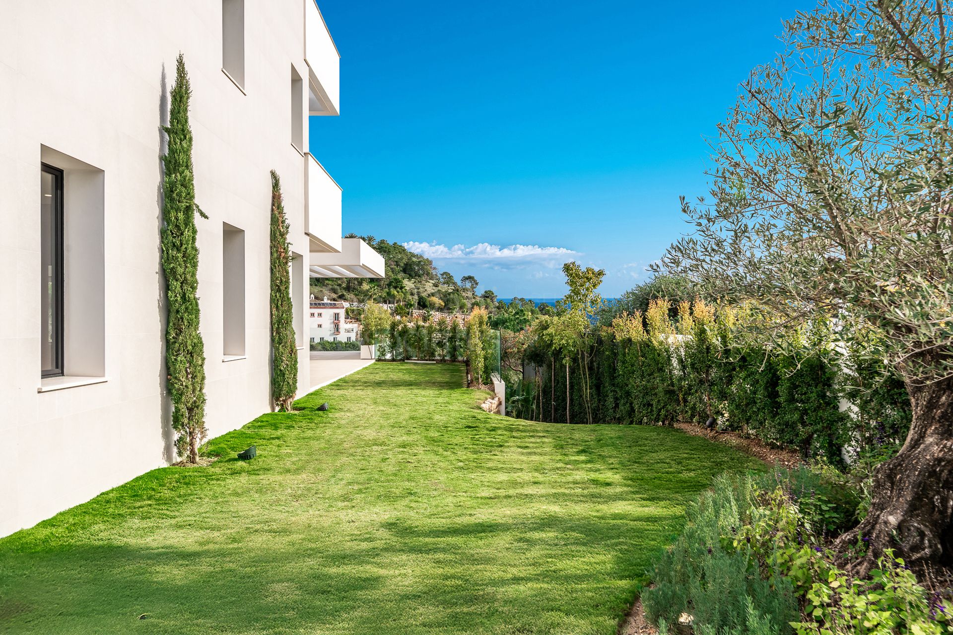 Villa in El Madroñal, Benahavis