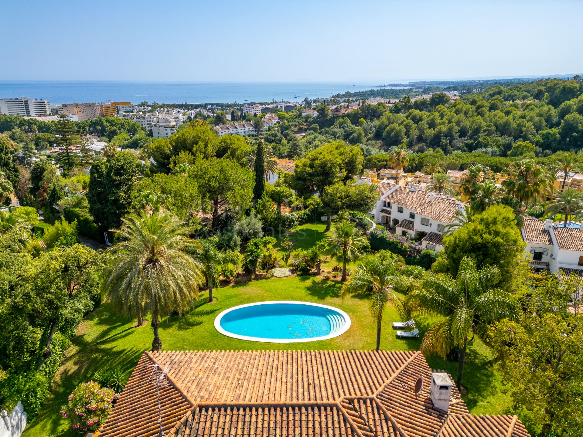 Villa in Marbella Golden Mile, Marbella