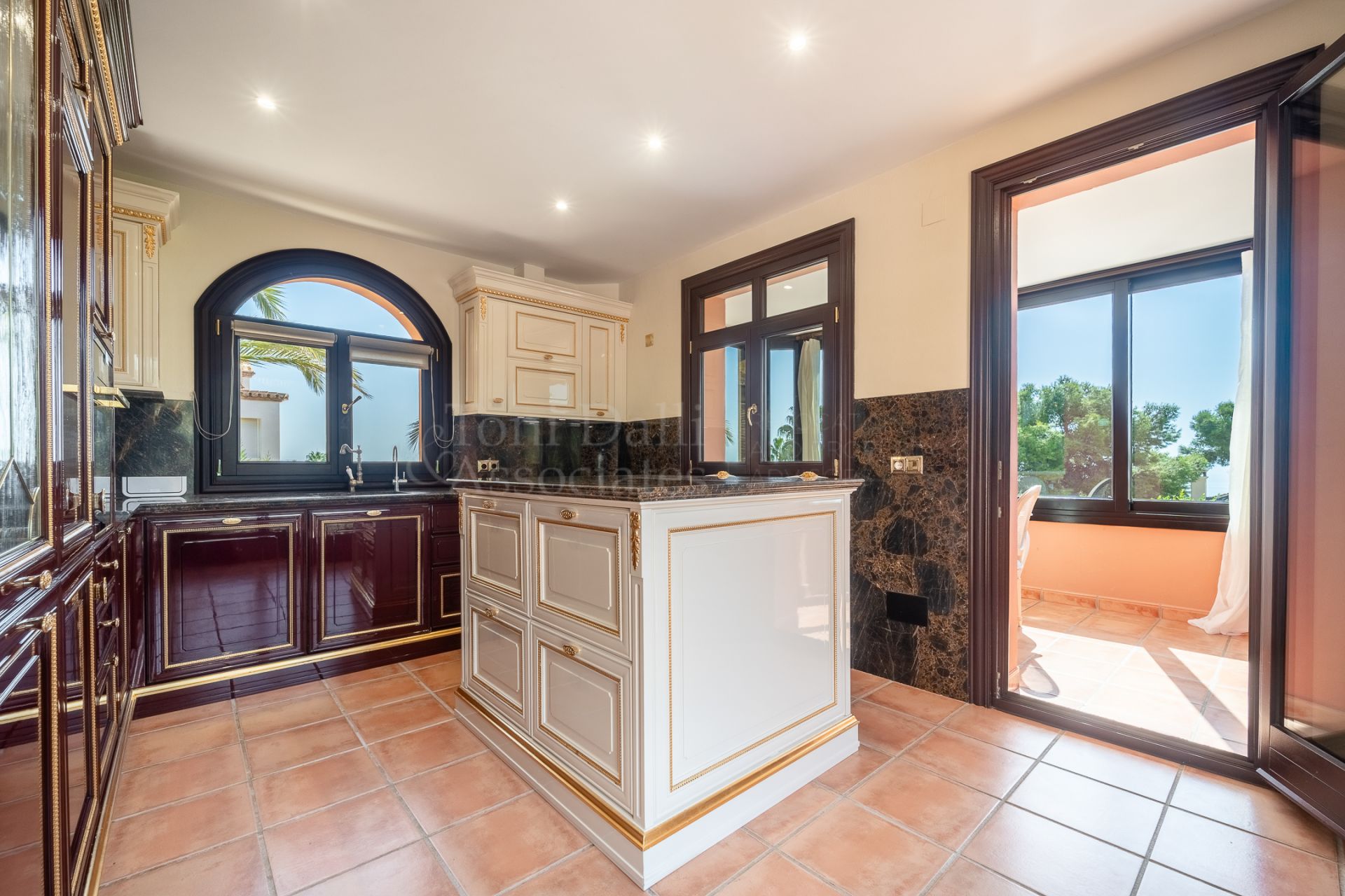 Villa in Sierra Blanca, Marbella