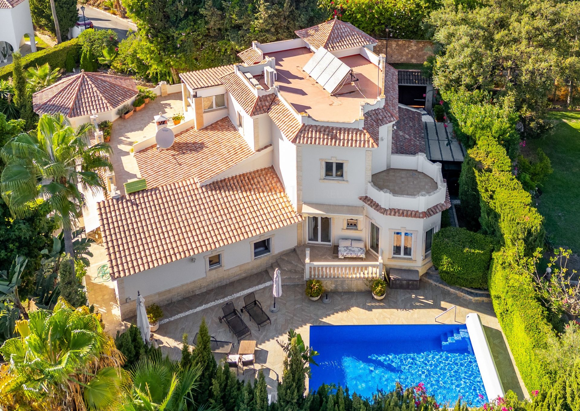 Villa in El Rosario, Marbella