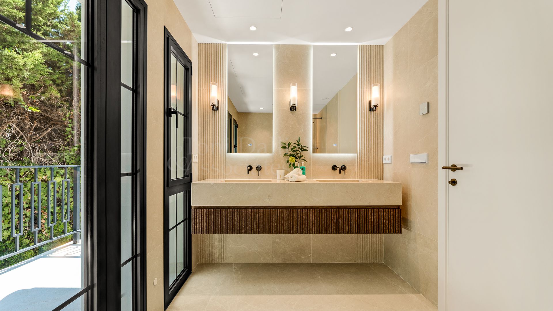 Villa in Nueva Andalucia, Marbella