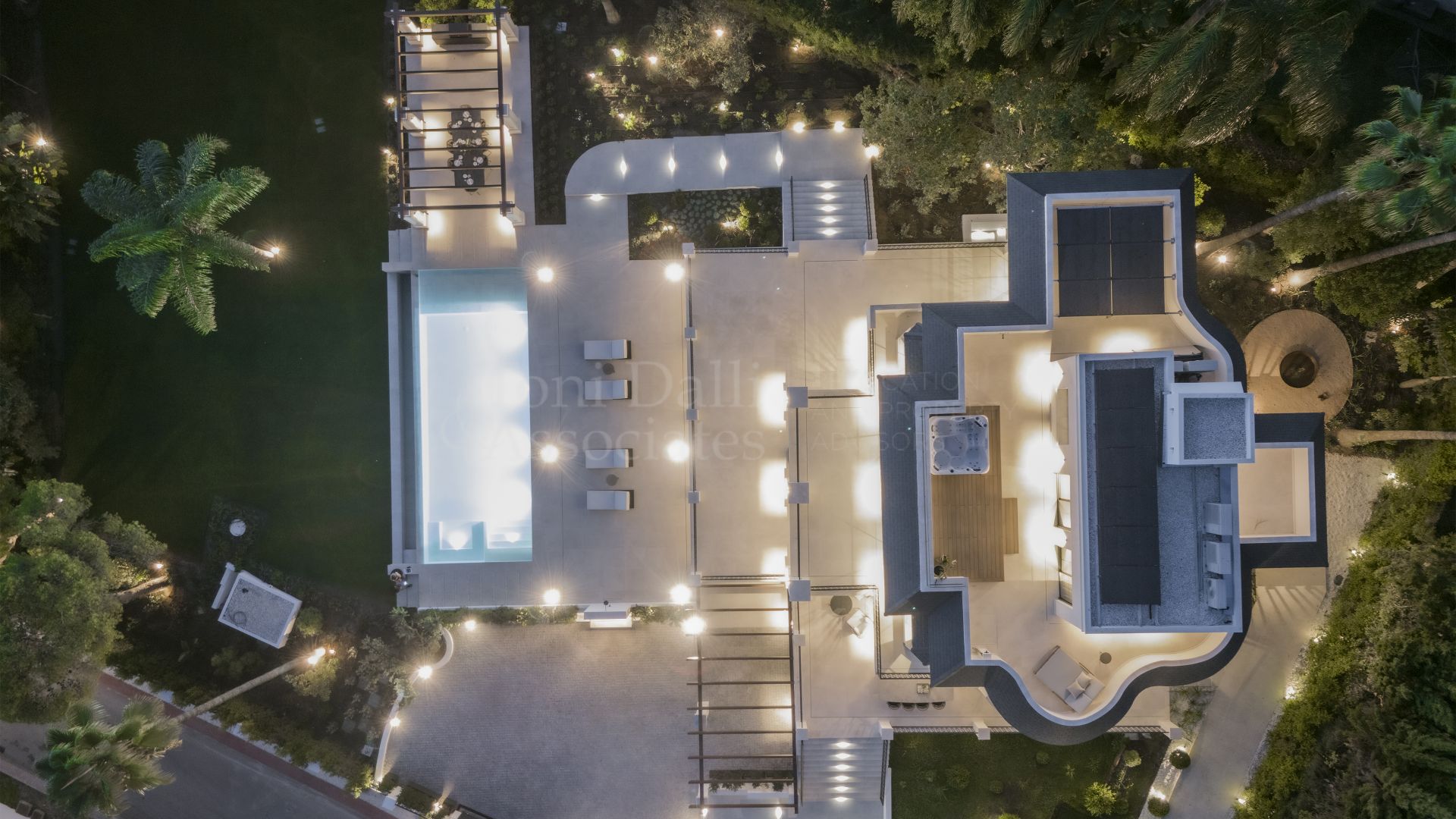 Villa in Nueva Andalucia, Marbella