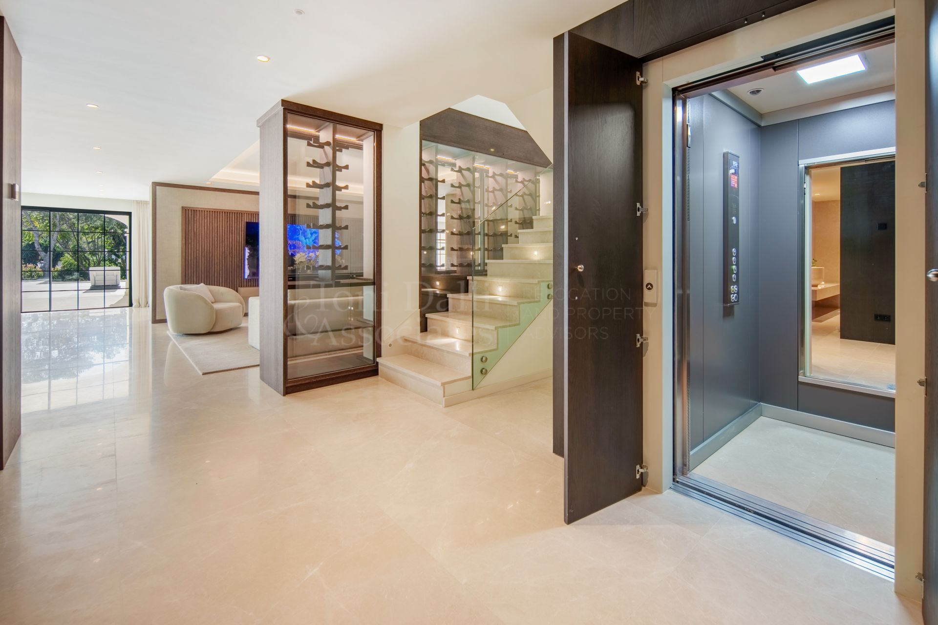 Villa in Nueva Andalucia, Marbella