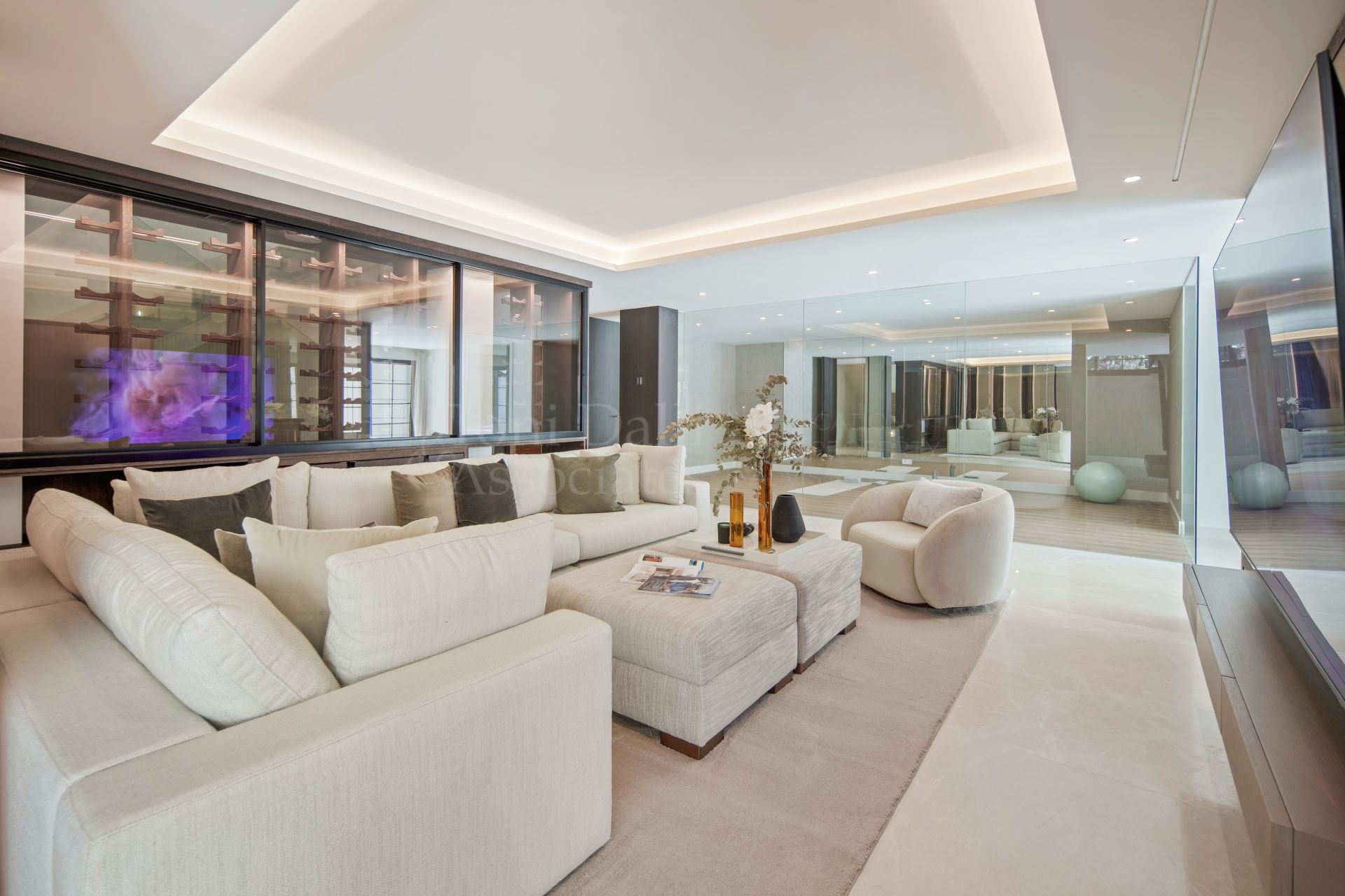 Villa in Nueva Andalucia, Marbella