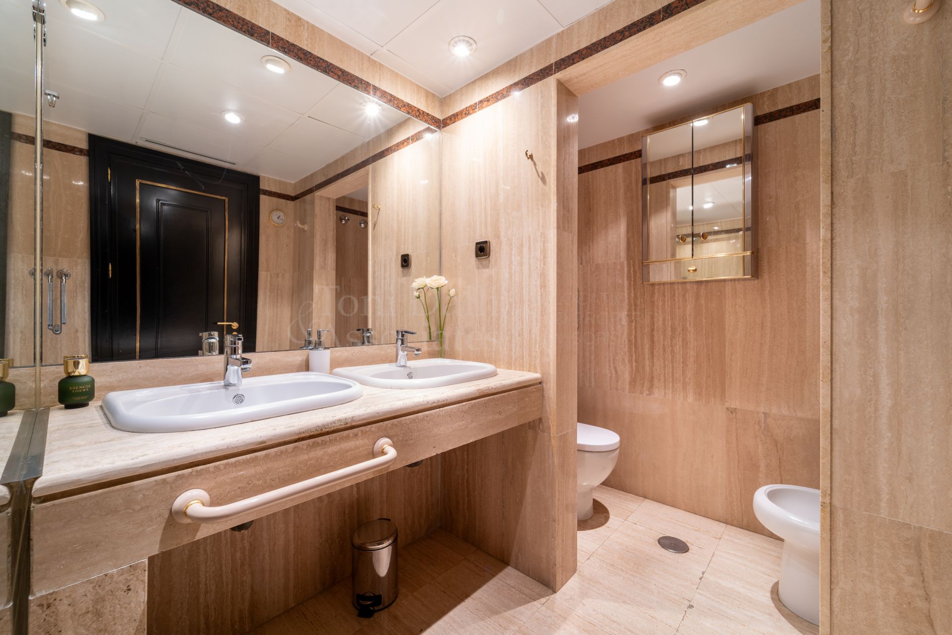 Apartment in Cipreses del Mar, Marbella