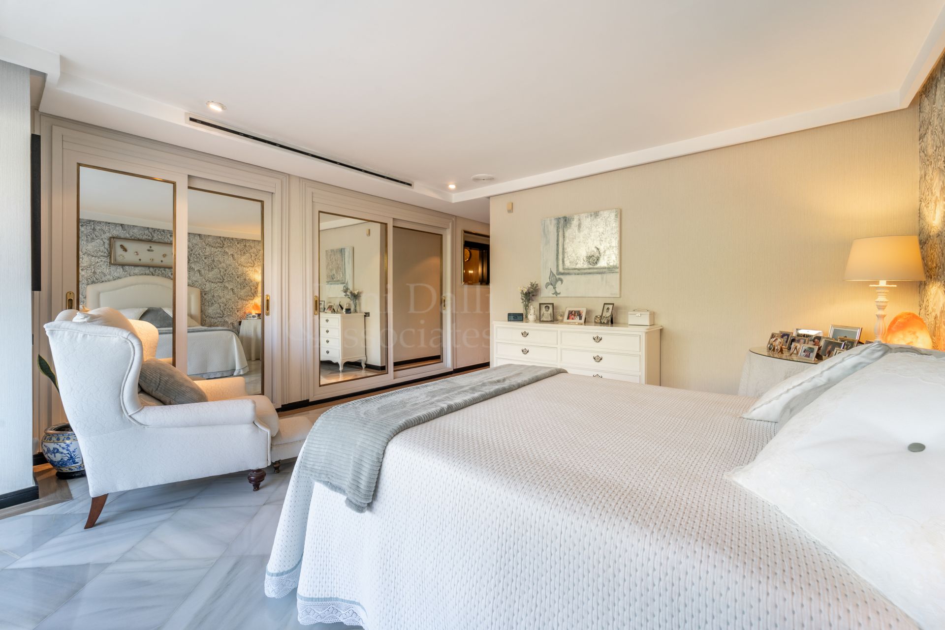 Apartment in Cipreses del Mar, Marbella