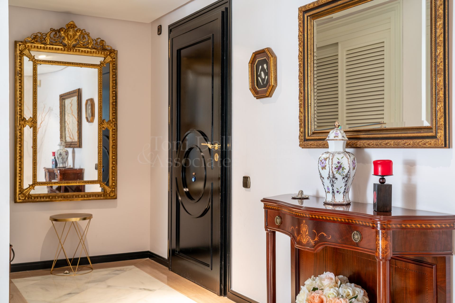 Apartment in Cipreses del Mar, Marbella