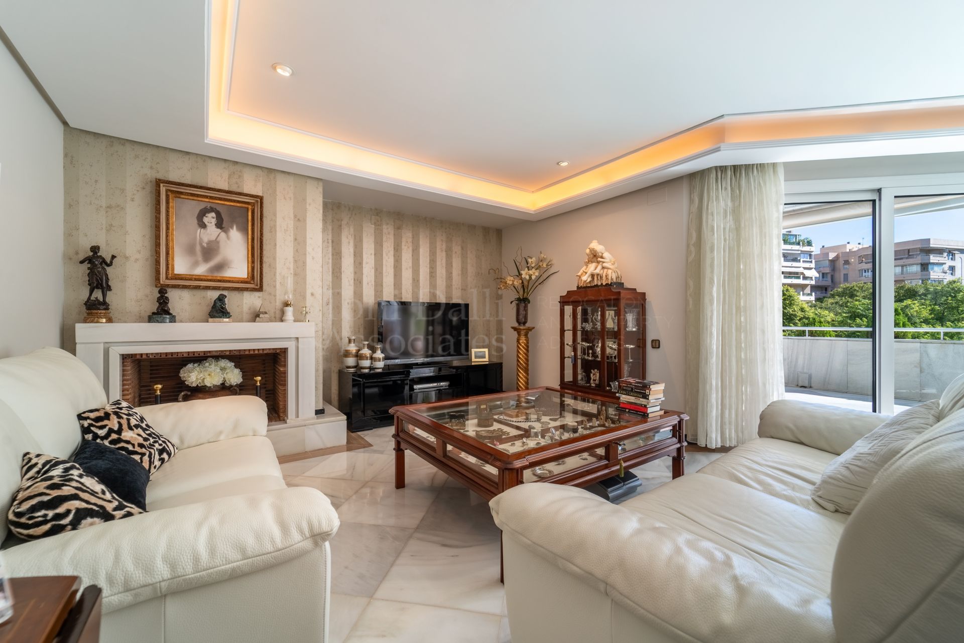 Apartment in Cipreses del Mar, Marbella