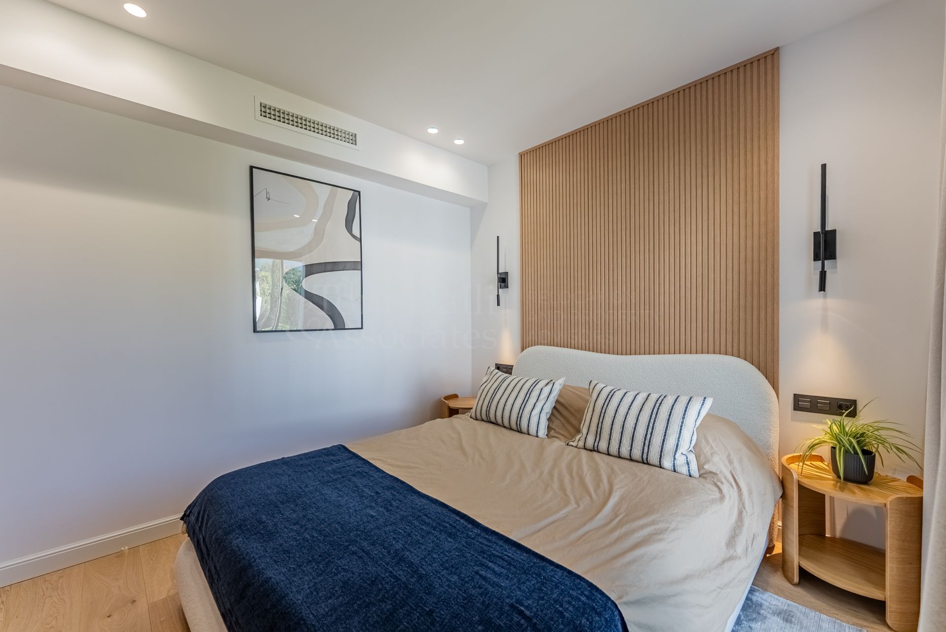 Town House in Los Arqueros, Benahavis