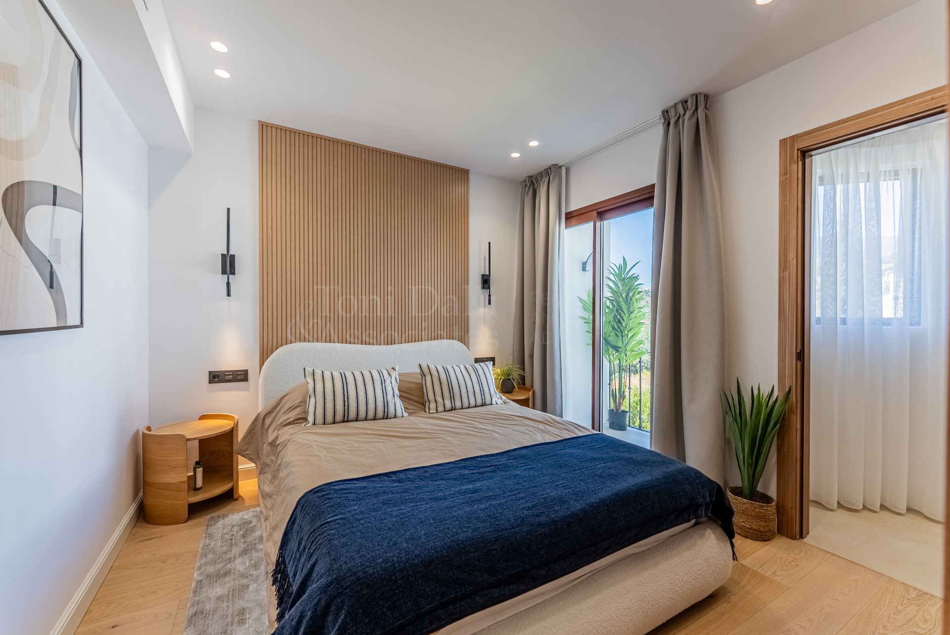 Town House in Los Arqueros, Benahavis