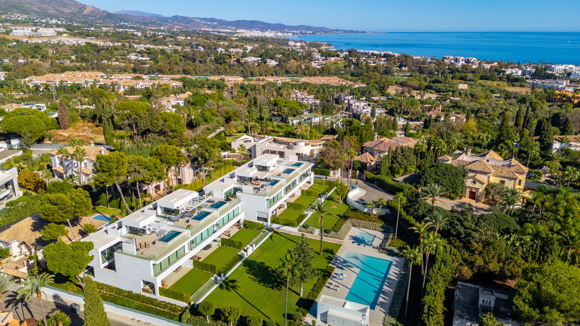 Villa in Atalaya de Rio Verde, Marbella