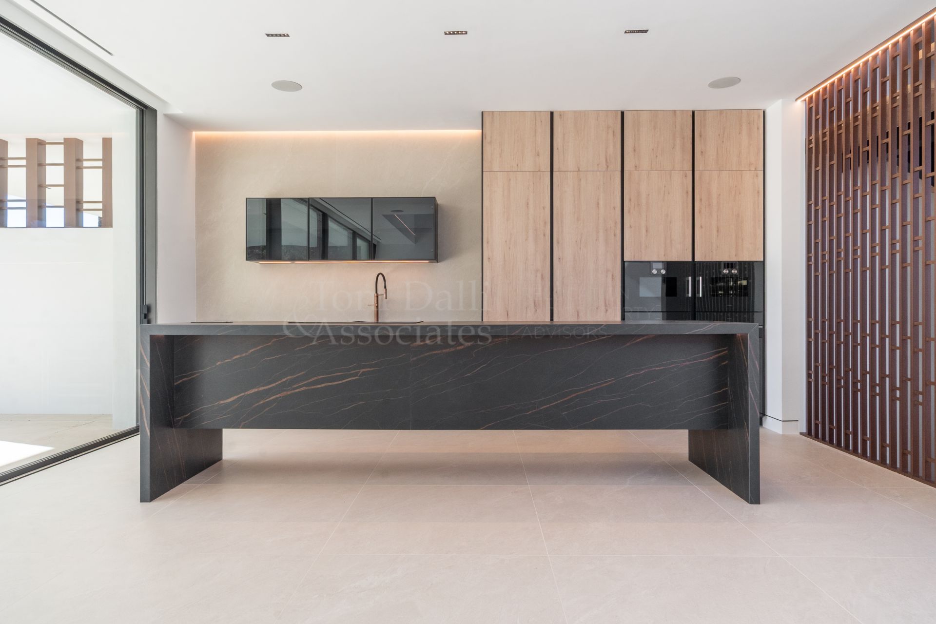 Villa in Atalaya de Rio Verde, Marbella