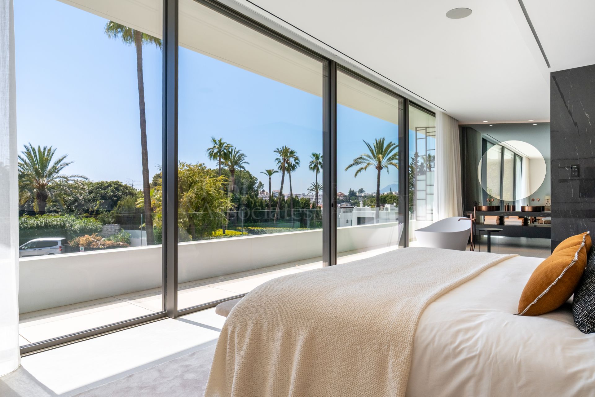 Villa in Vilas 6, Marbella