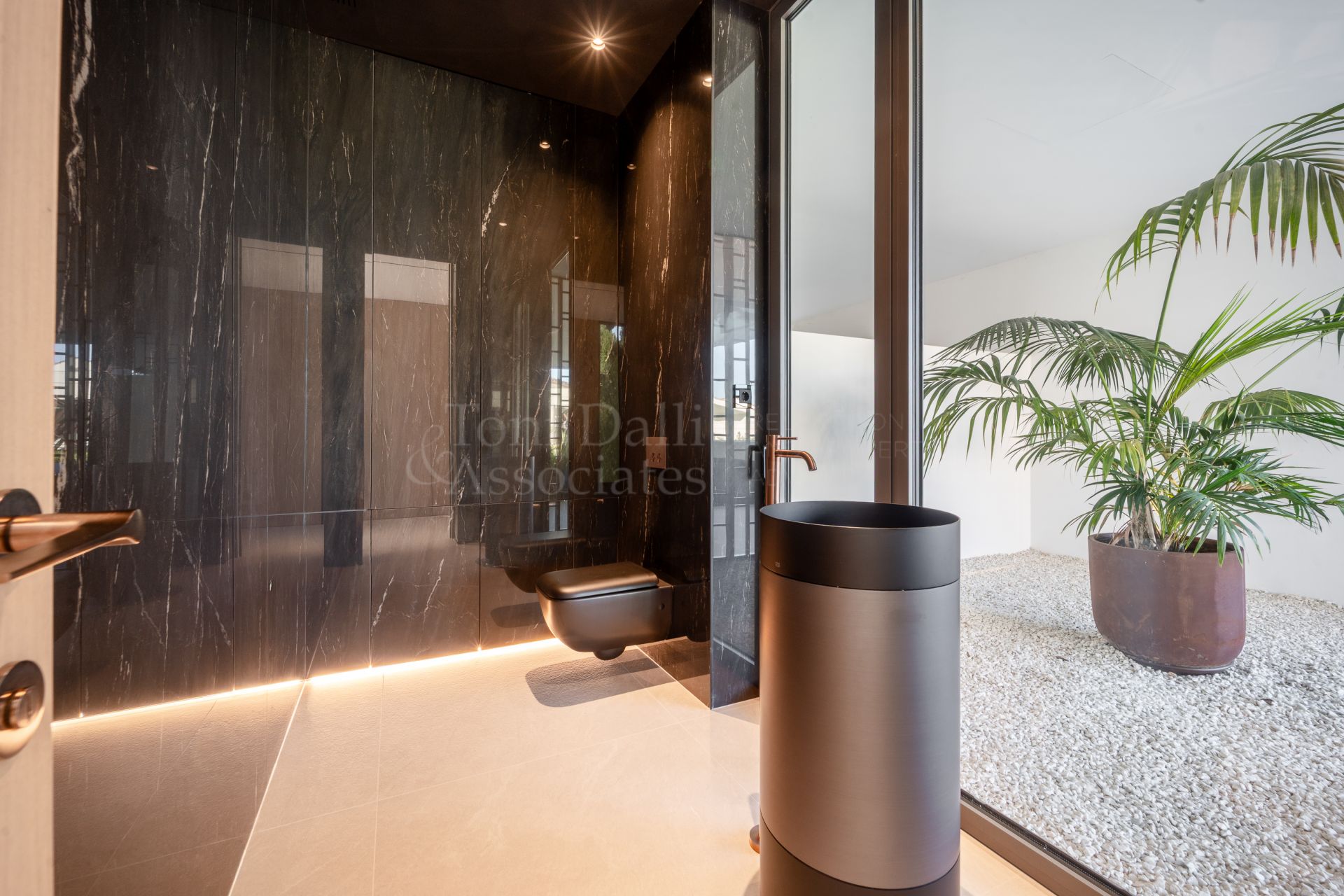 Villa in Atalaya de Rio Verde, Marbella