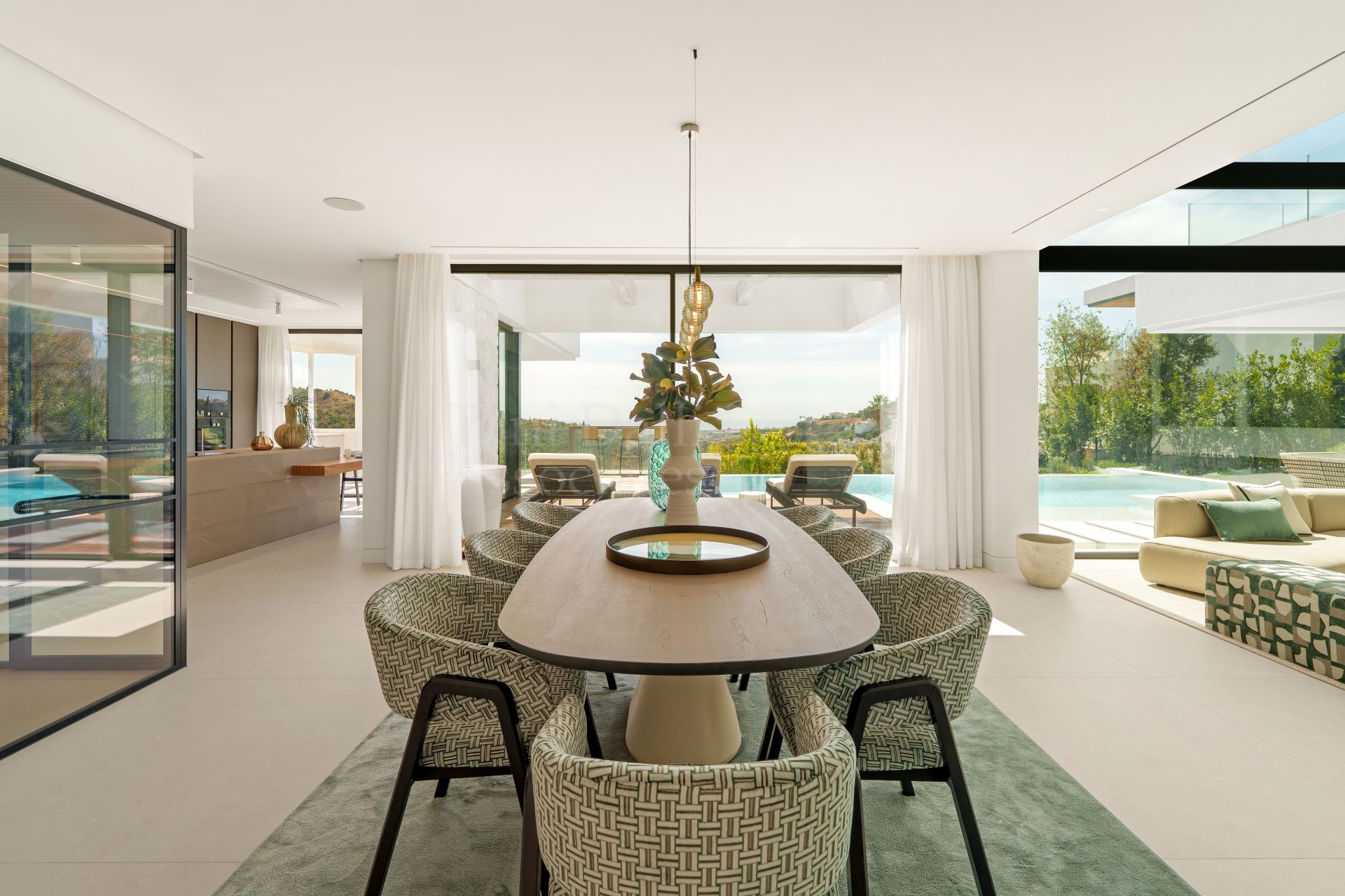 Villa in Lomas de La Quinta, Benahavis