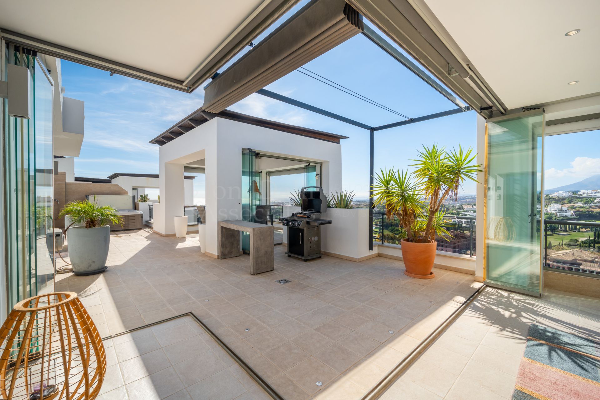 Penthouse in Los Flamingos, Benahavis