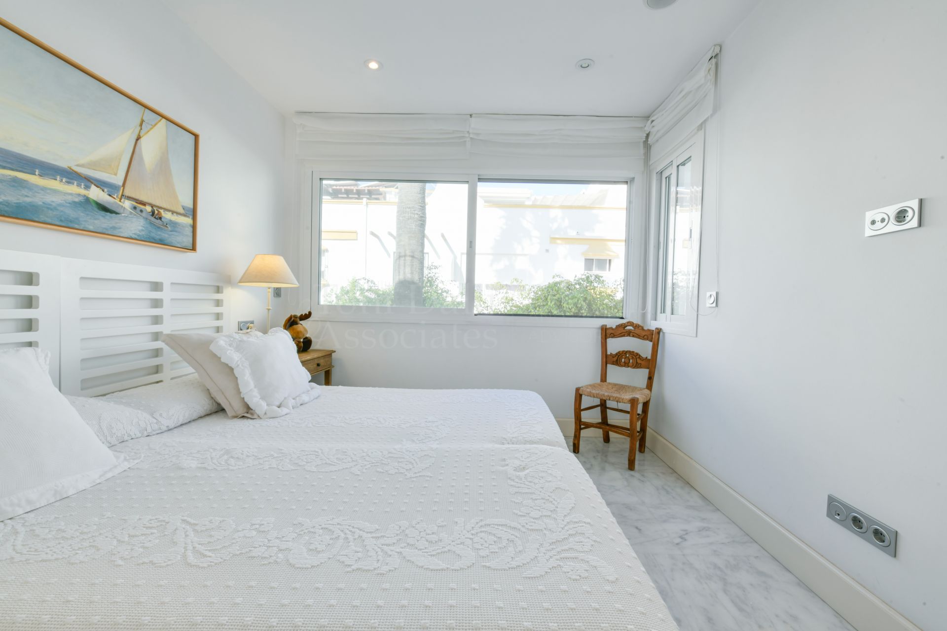 Town House in Marbellamar, Marbella