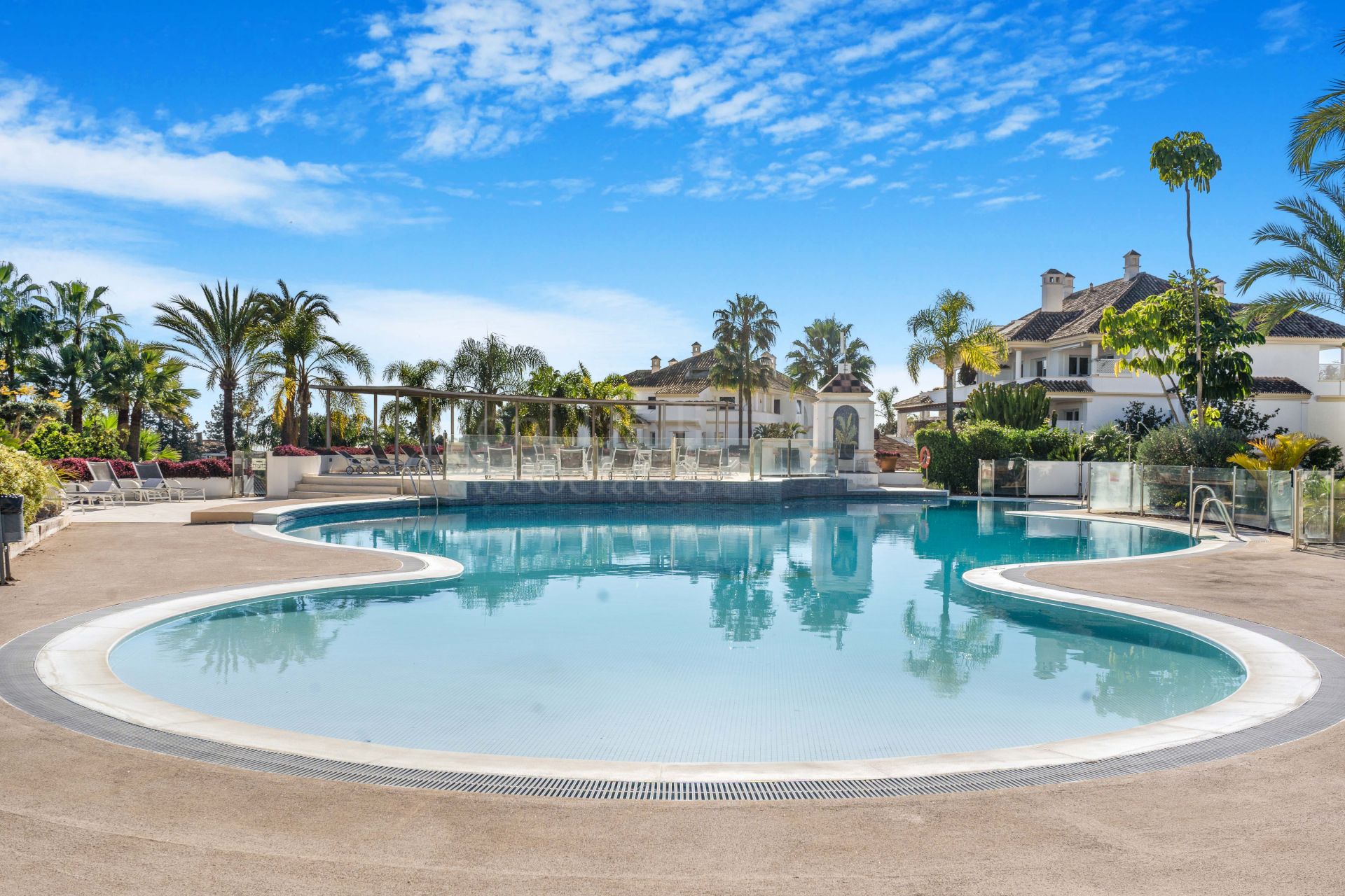 Duplex Penthouse in Monte Paraiso, Marbella