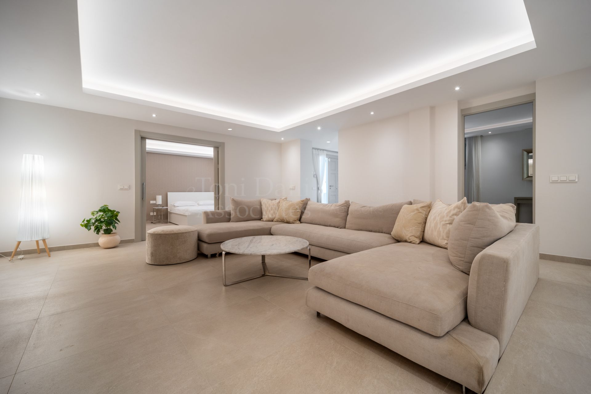 Villa in Los Naranjos Golf, Marbella