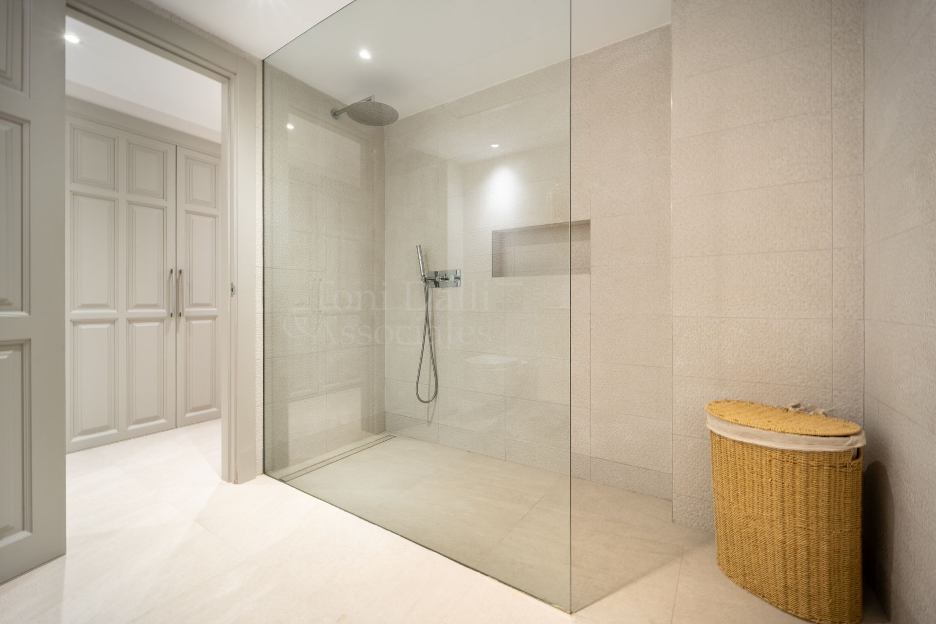 Villa in Los Naranjos Golf, Marbella