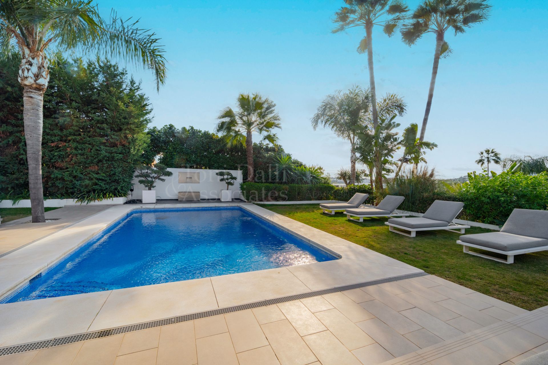 Villa in Los Naranjos Golf, Marbella