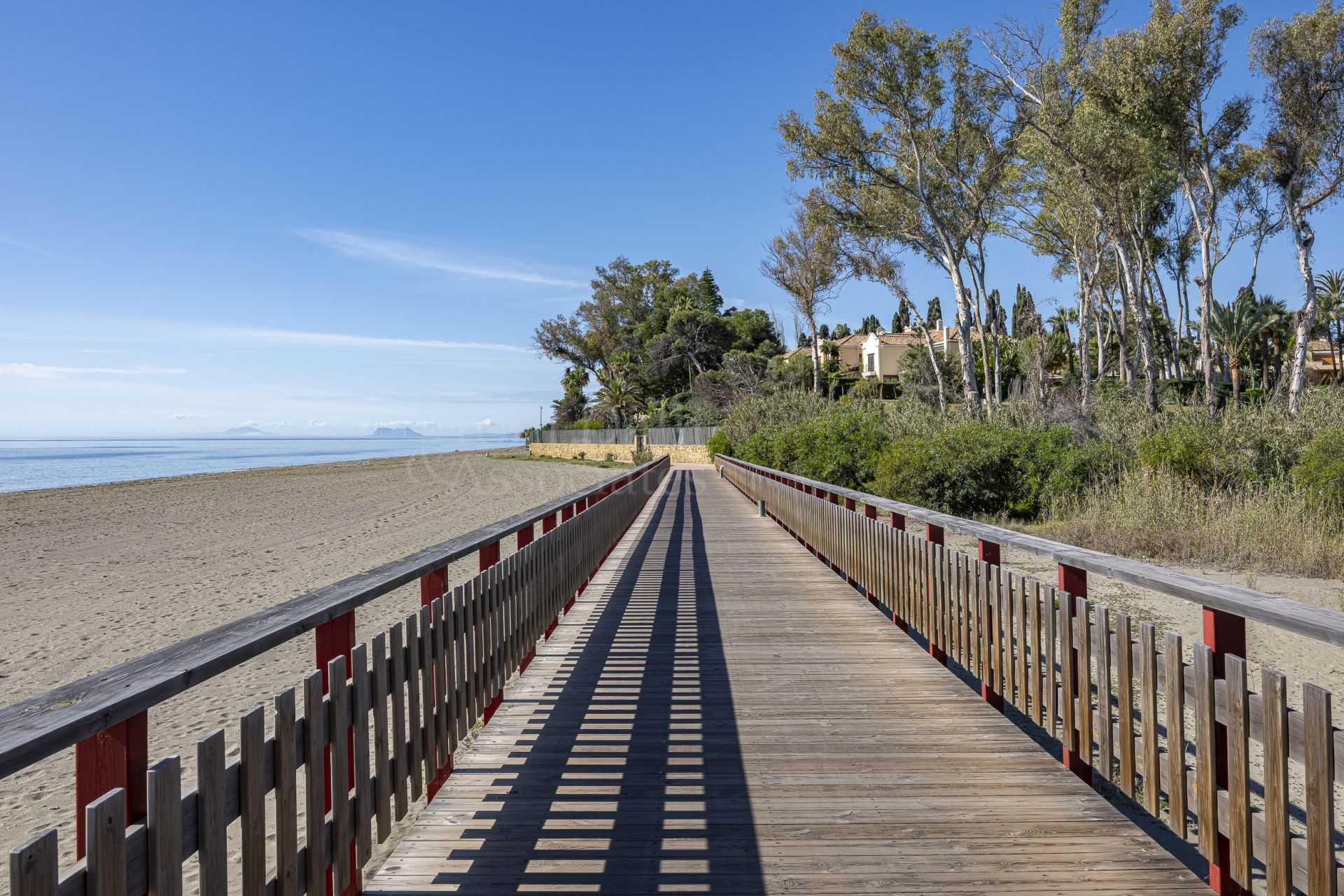 Duplex Penthouse in Bahía del Velerín, Estepona