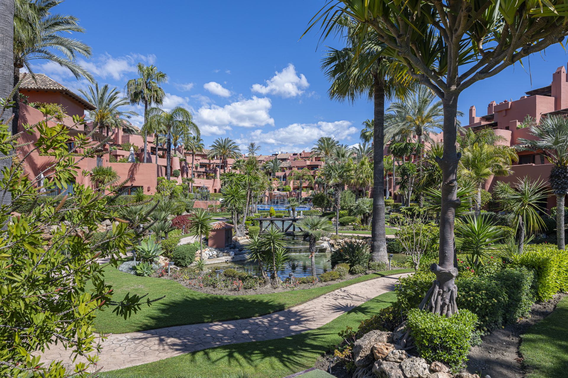 Duplex Penthouse in Torre Bermeja, Estepona