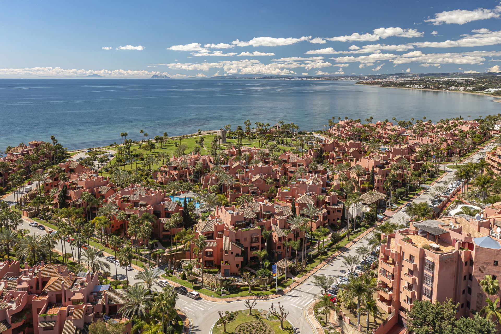 Duplex Penthouse in Torre Bermeja, Estepona