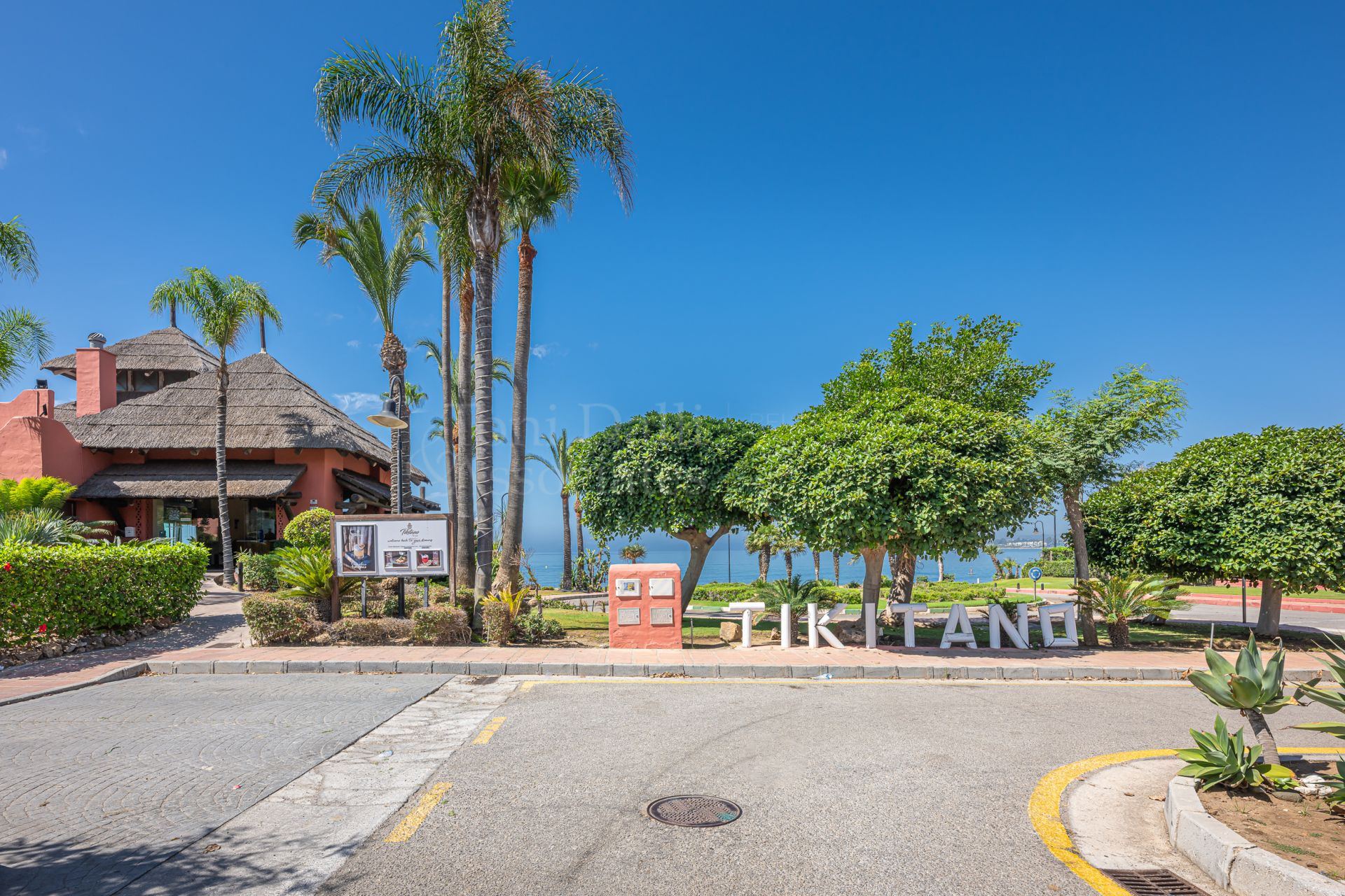 Duplex Penthouse in Torre Bermeja, Estepona