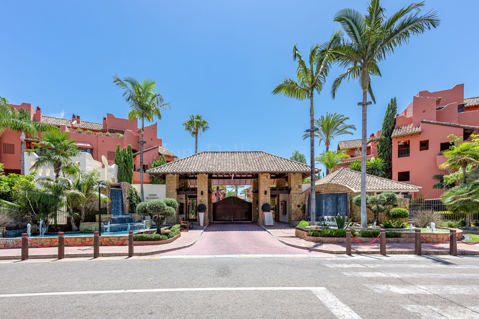 Duplex Penthouse in Torre Bermeja, Estepona