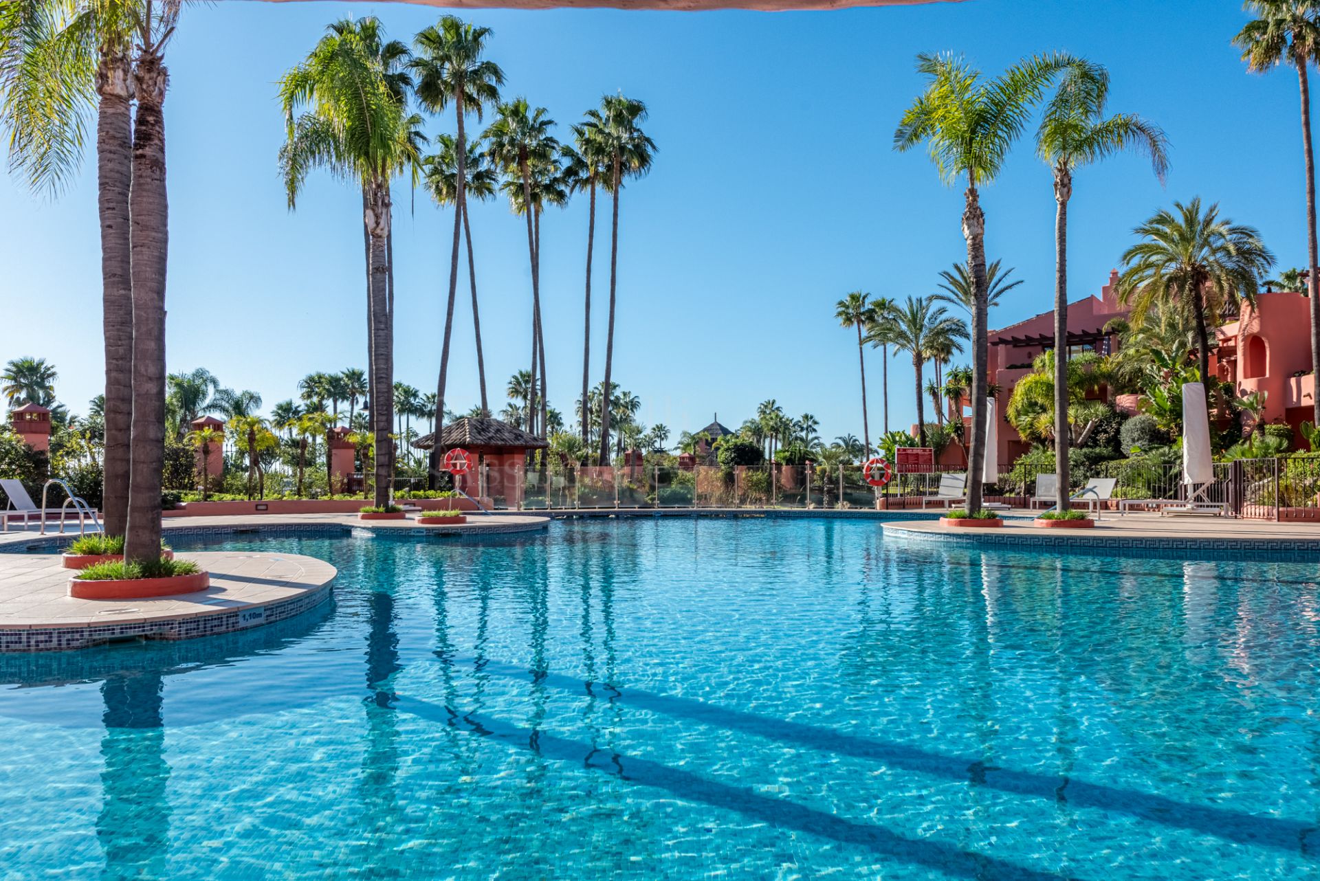 Duplex Penthouse in Cabo Bermejo, Estepona