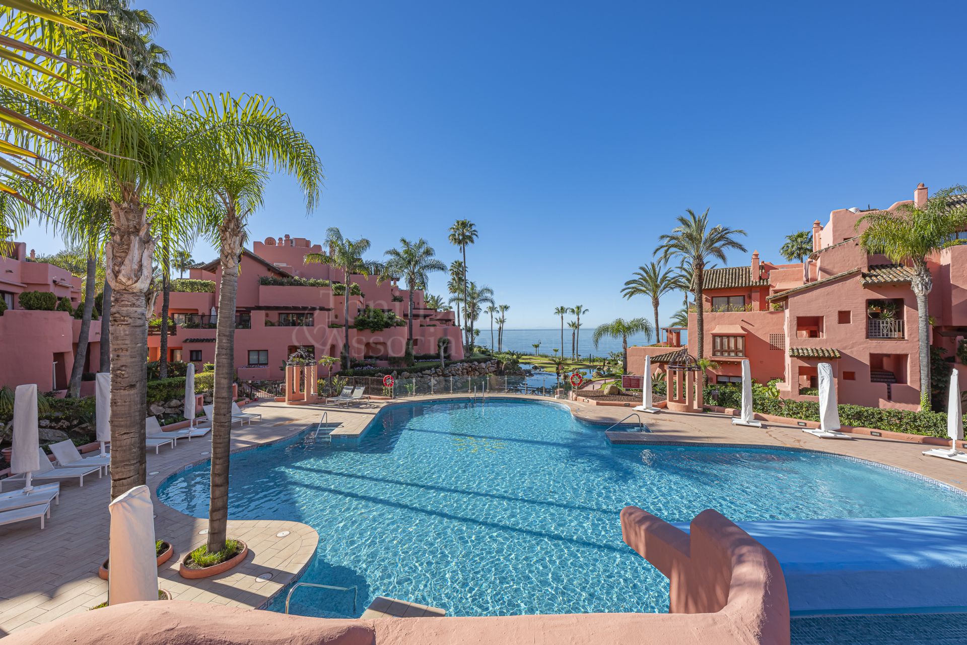 Duplex Penthouse in Cabo Bermejo, Estepona