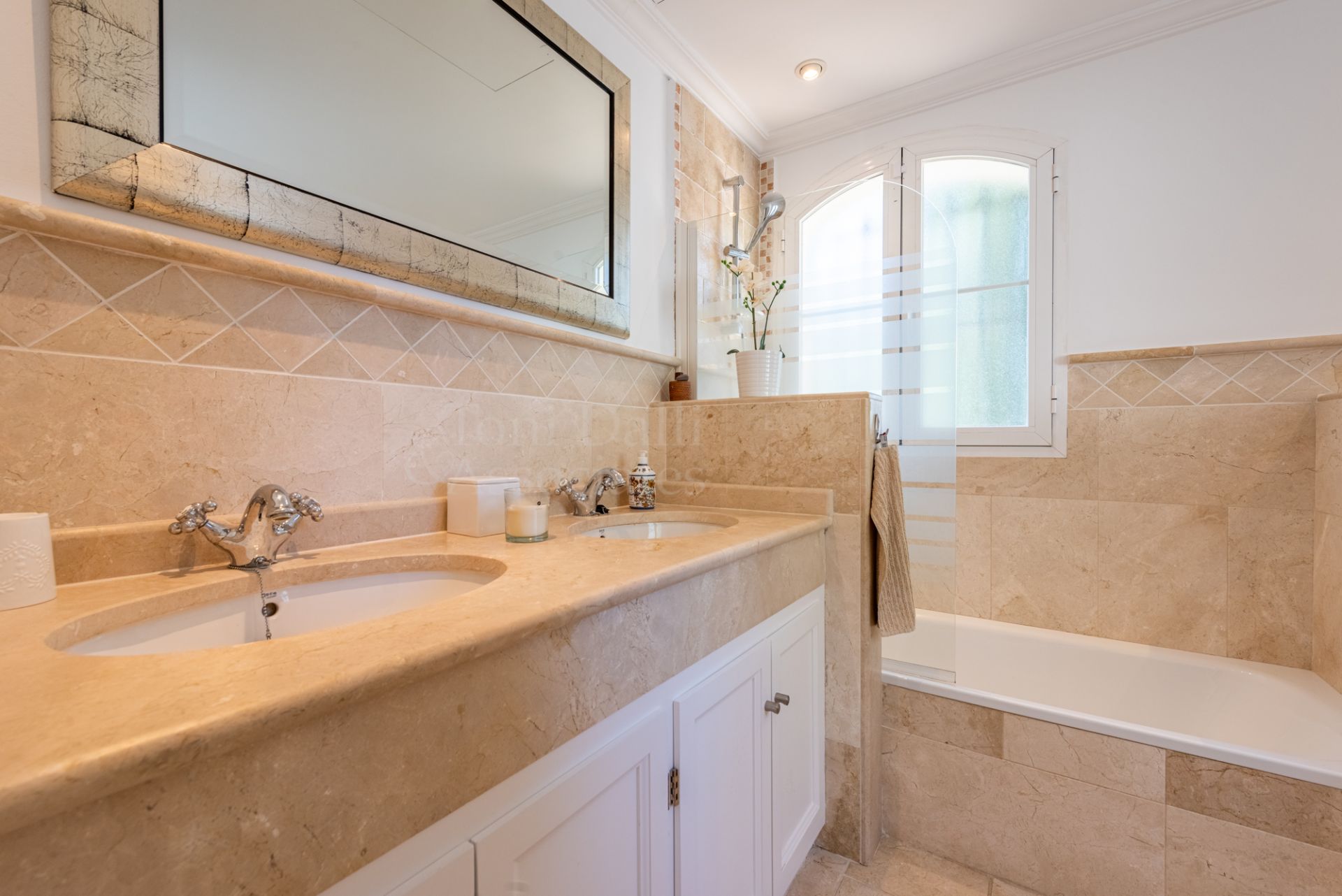 Villa in Vega del Colorado, Benahavis