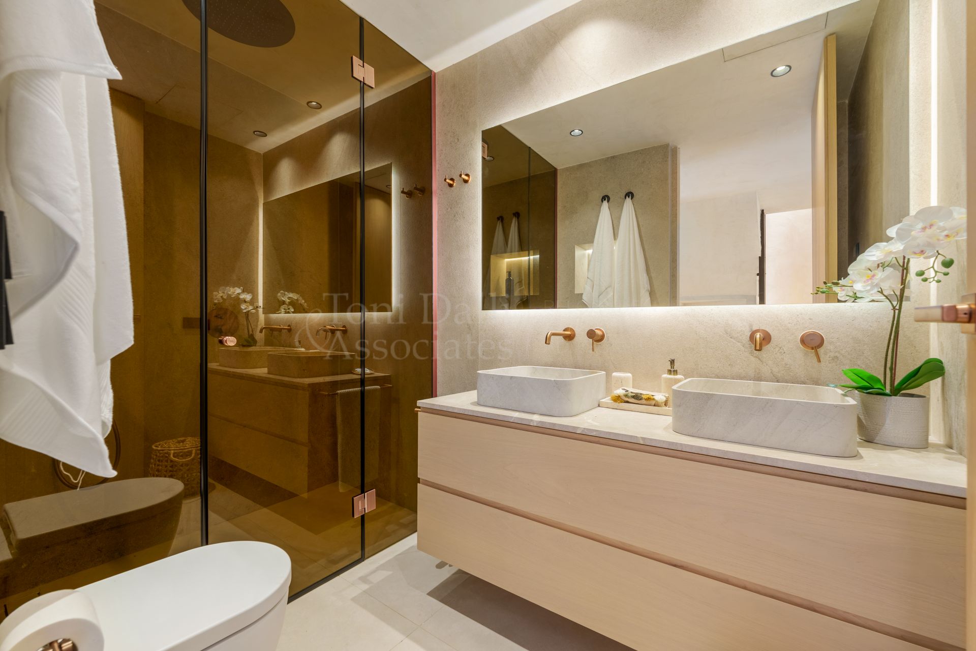 Town House in Altos de Puente Romano, Marbella