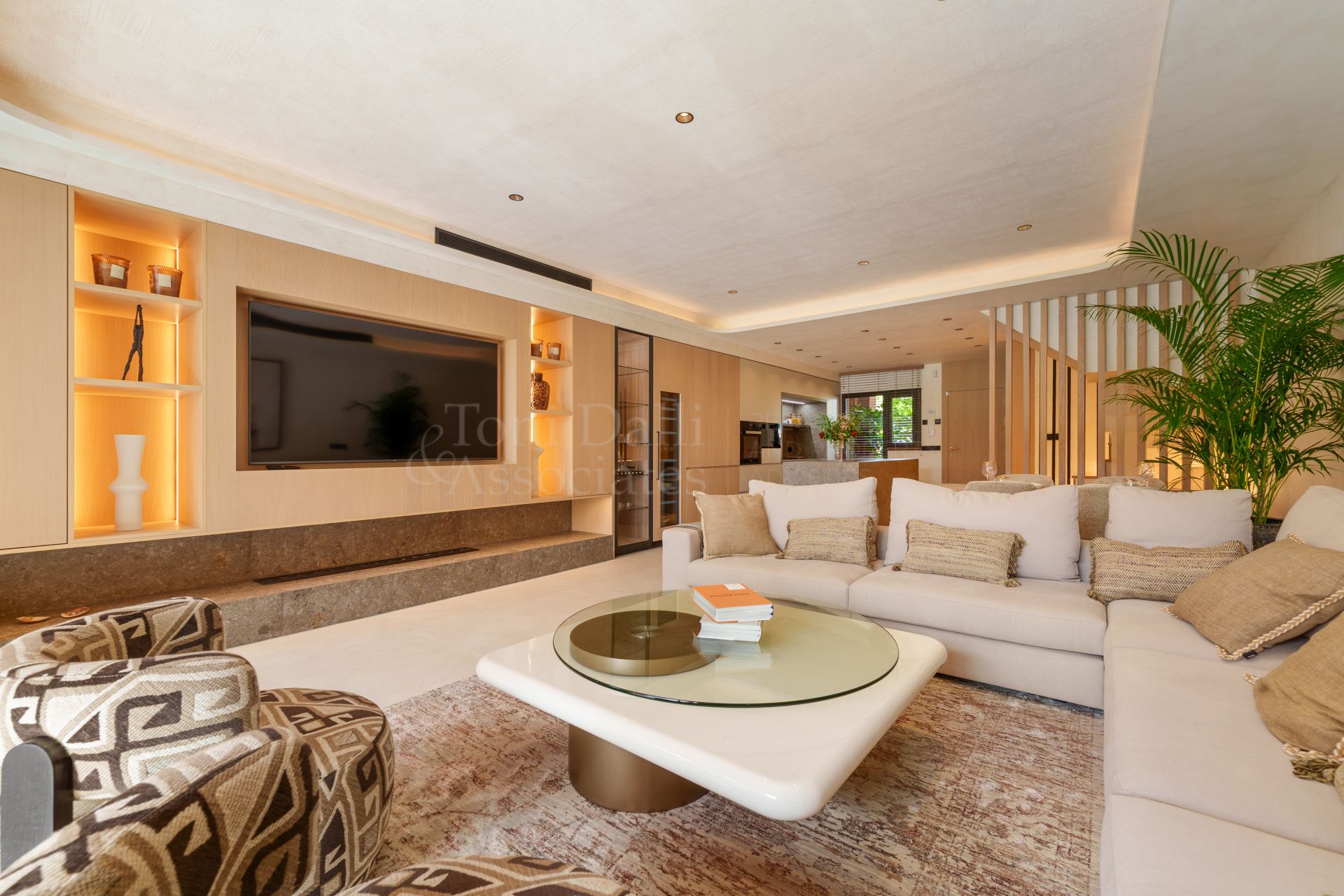 Town House in Altos de Puente Romano, Marbella