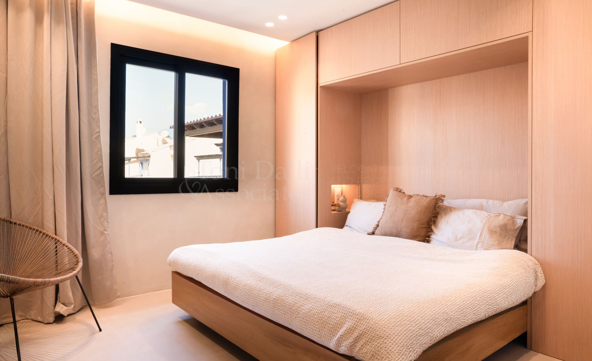 Town House in Azalea Beach, Marbella