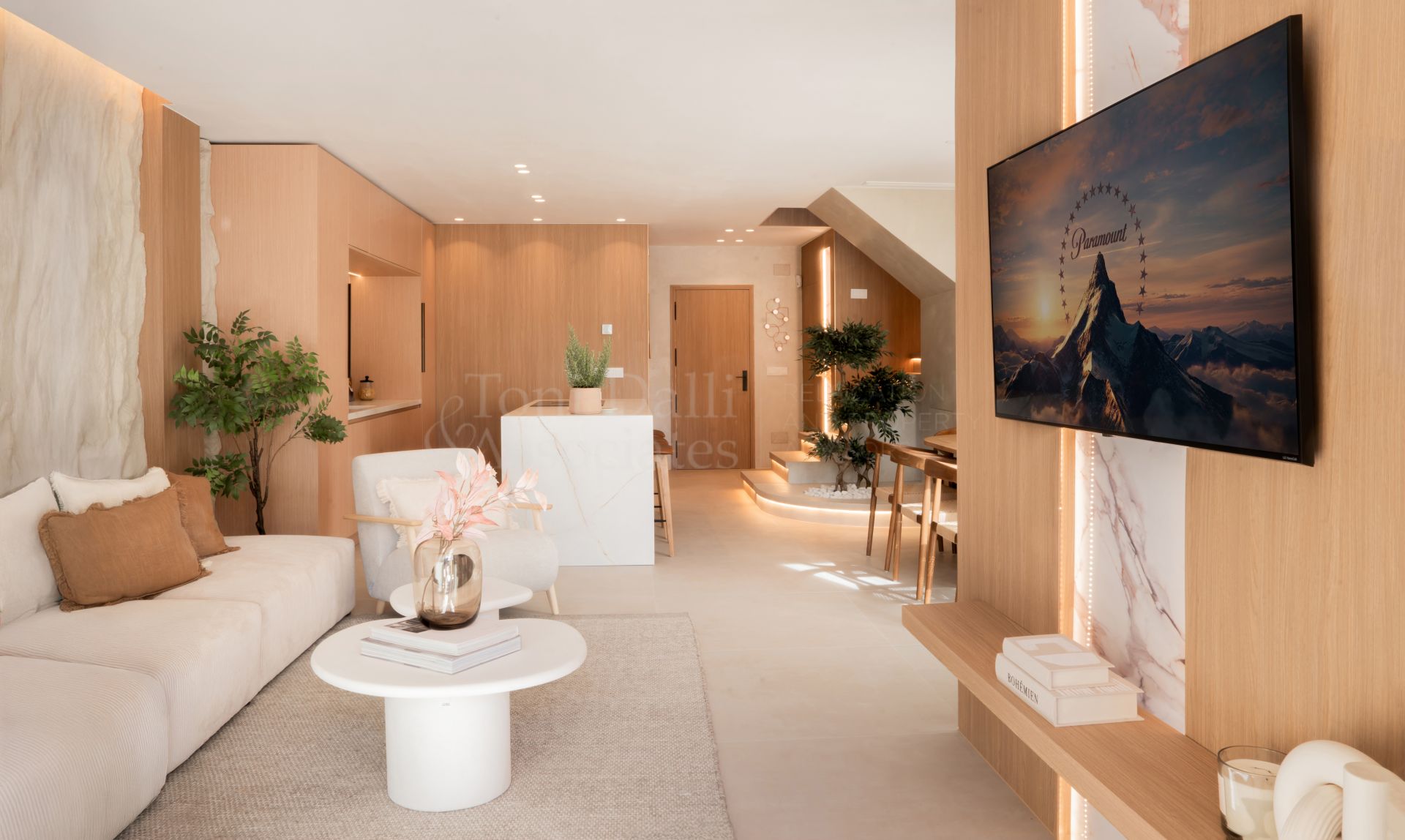 Town House in Azalea Beach, Marbella