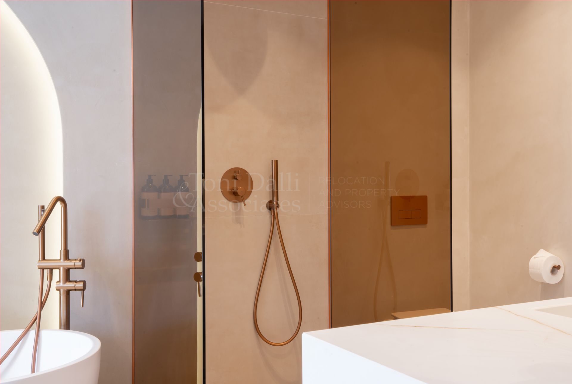 Town House in Azalea Beach, Marbella